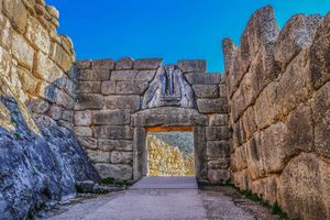 Mycenae Lions Gate300 | best greece tours