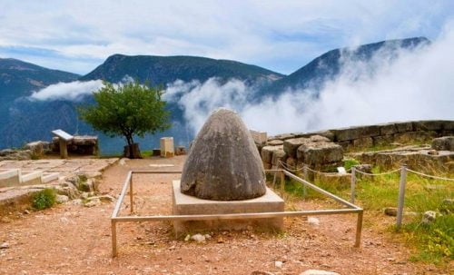 The Undisputed Power Of Delphi in 8-h memorable Private tour