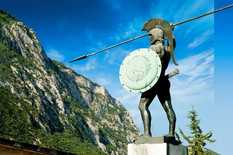 Delphi and Thermopylae 10-hour tour