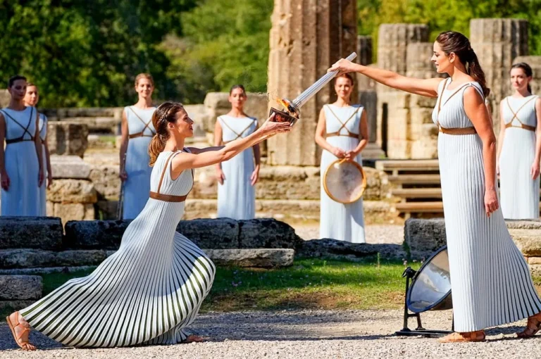 ceremony in ancient olympia